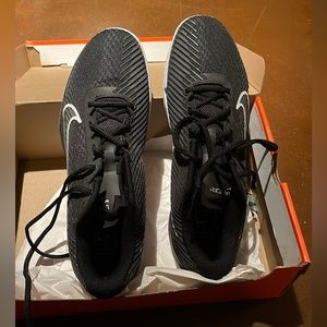 Nike - zoom vapor 11 HC - men’s 10.5 in black